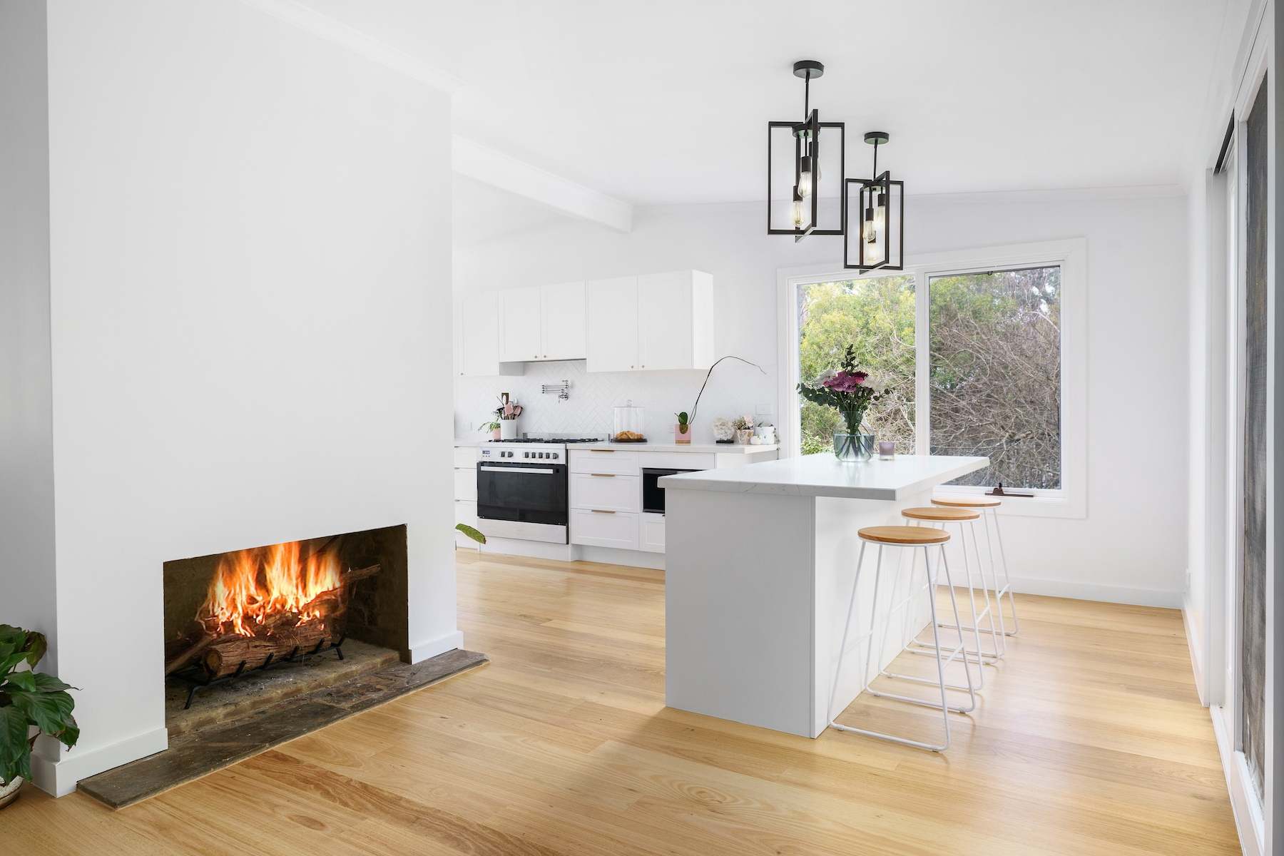 51 Douglas Road, Mount Macedon Sold by Melbourne Sotheby's International Realty - image 9