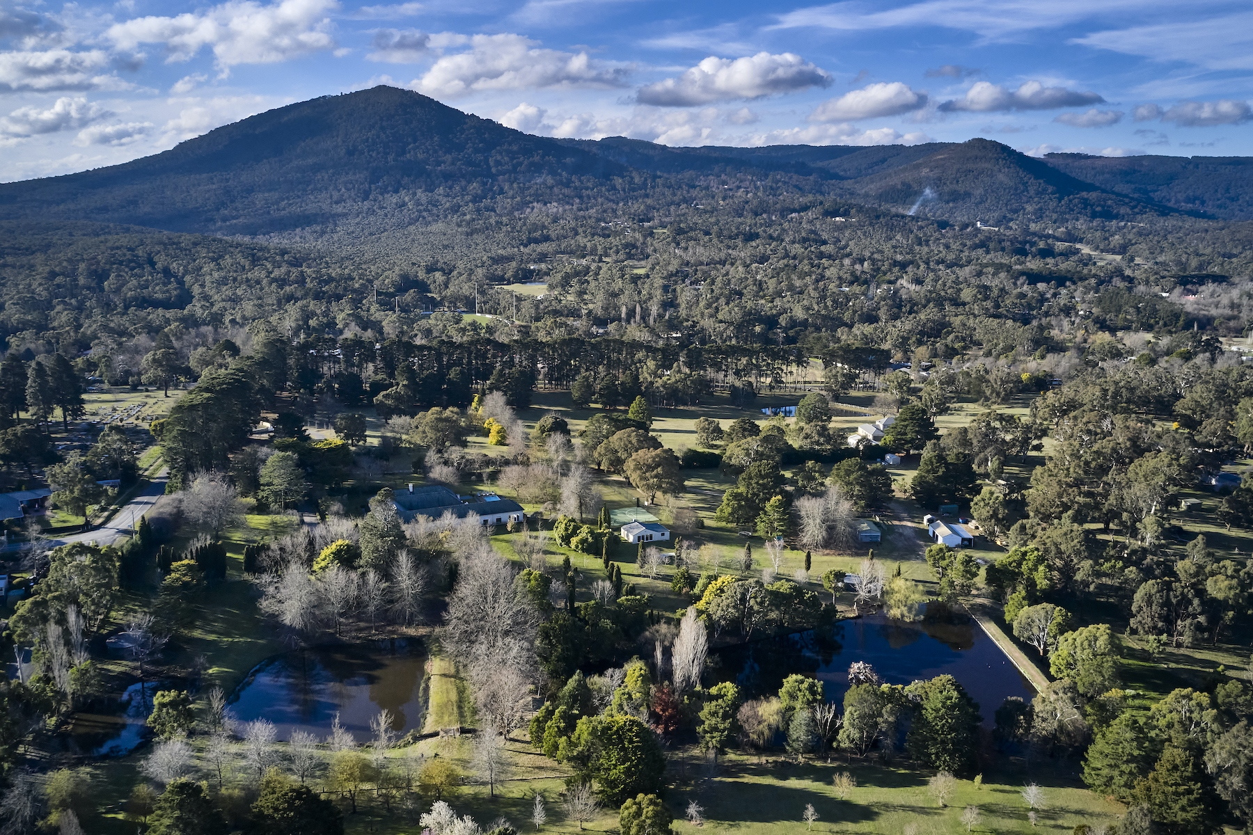 31-61 Bent Street, Macedon Sold by Melbourne Sotheby's International Realty - image 3