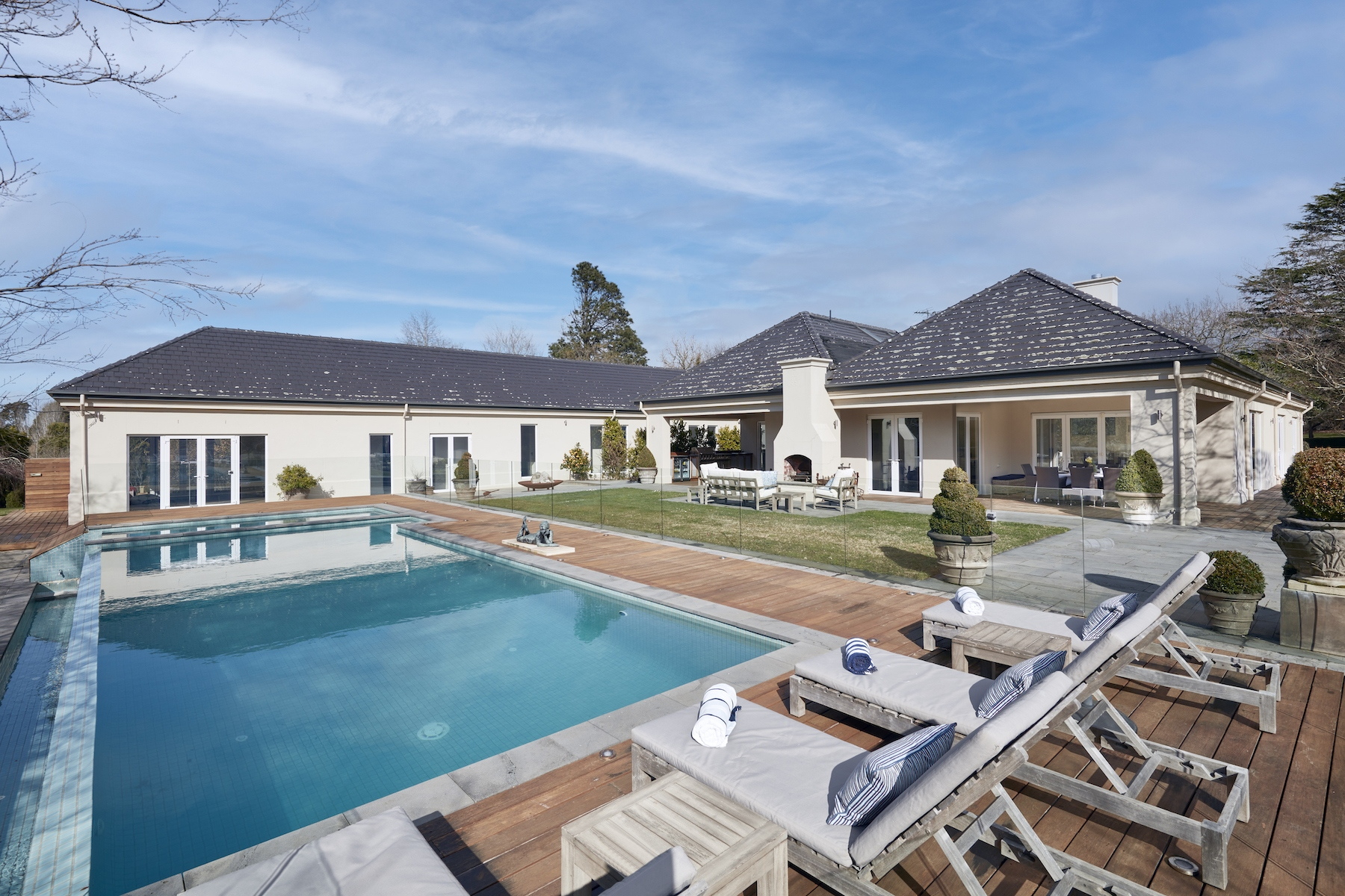 31-61 Bent Street, Macedon Sold by Melbourne Sotheby's International Realty - image 1