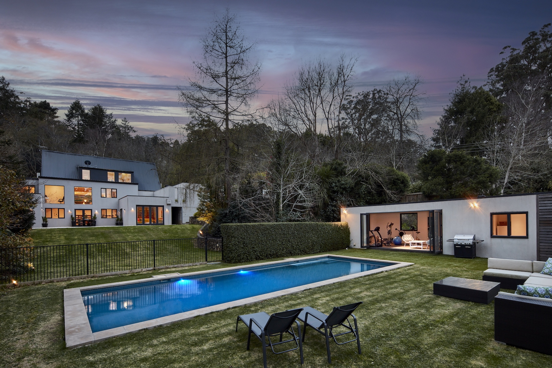 13 Coggers Lane, Mount Macedon Sold by Melbourne Sotheby's International Realty - image 1