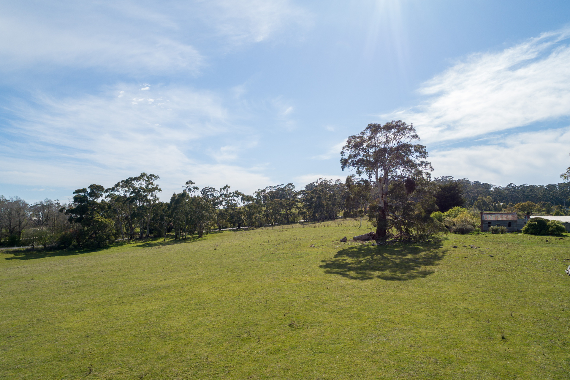 1090 Daylesford Malmsbury Road, Glenlyon Sold by Melbourne Sotheby's International Realty - image 2