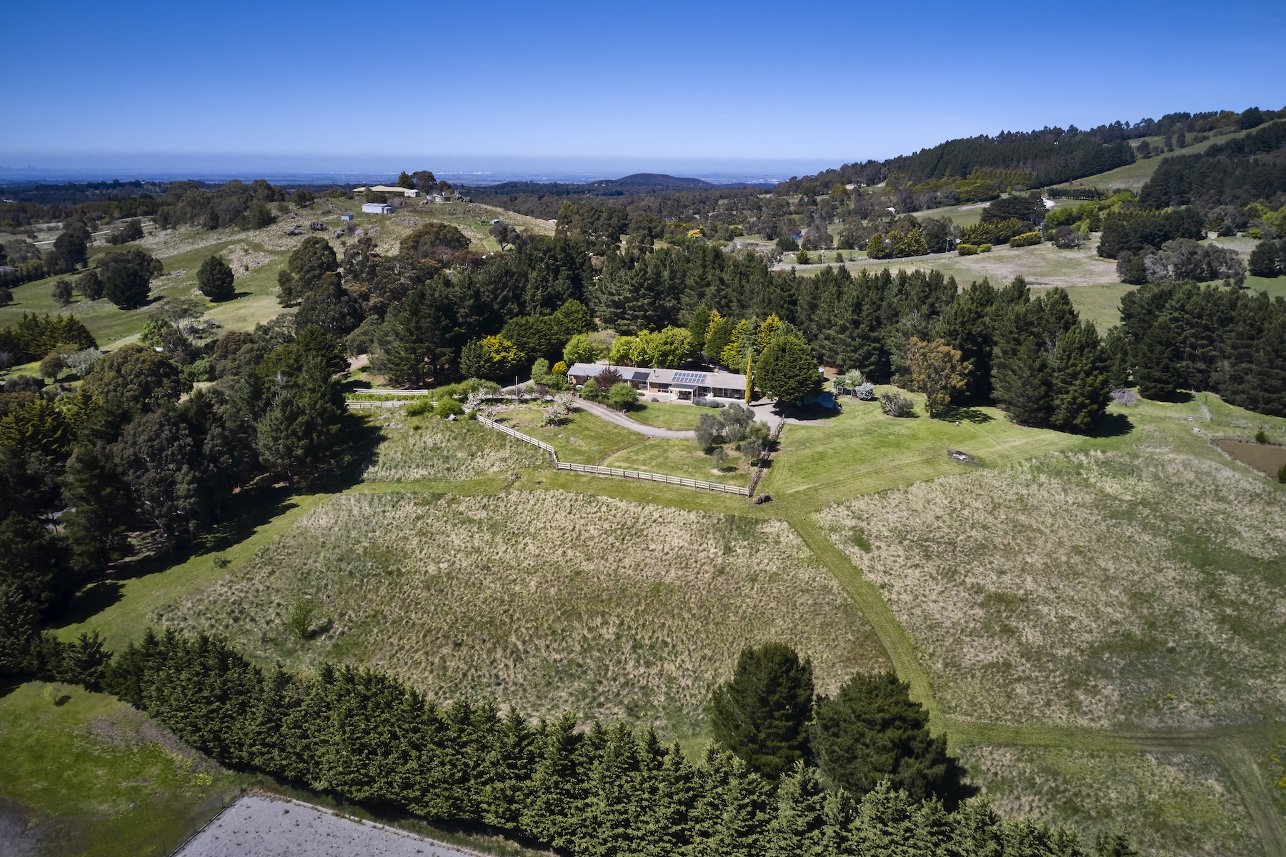 62 Duggan Road, Gisborne Sold by Melbourne Sotheby's International Realty - image 19