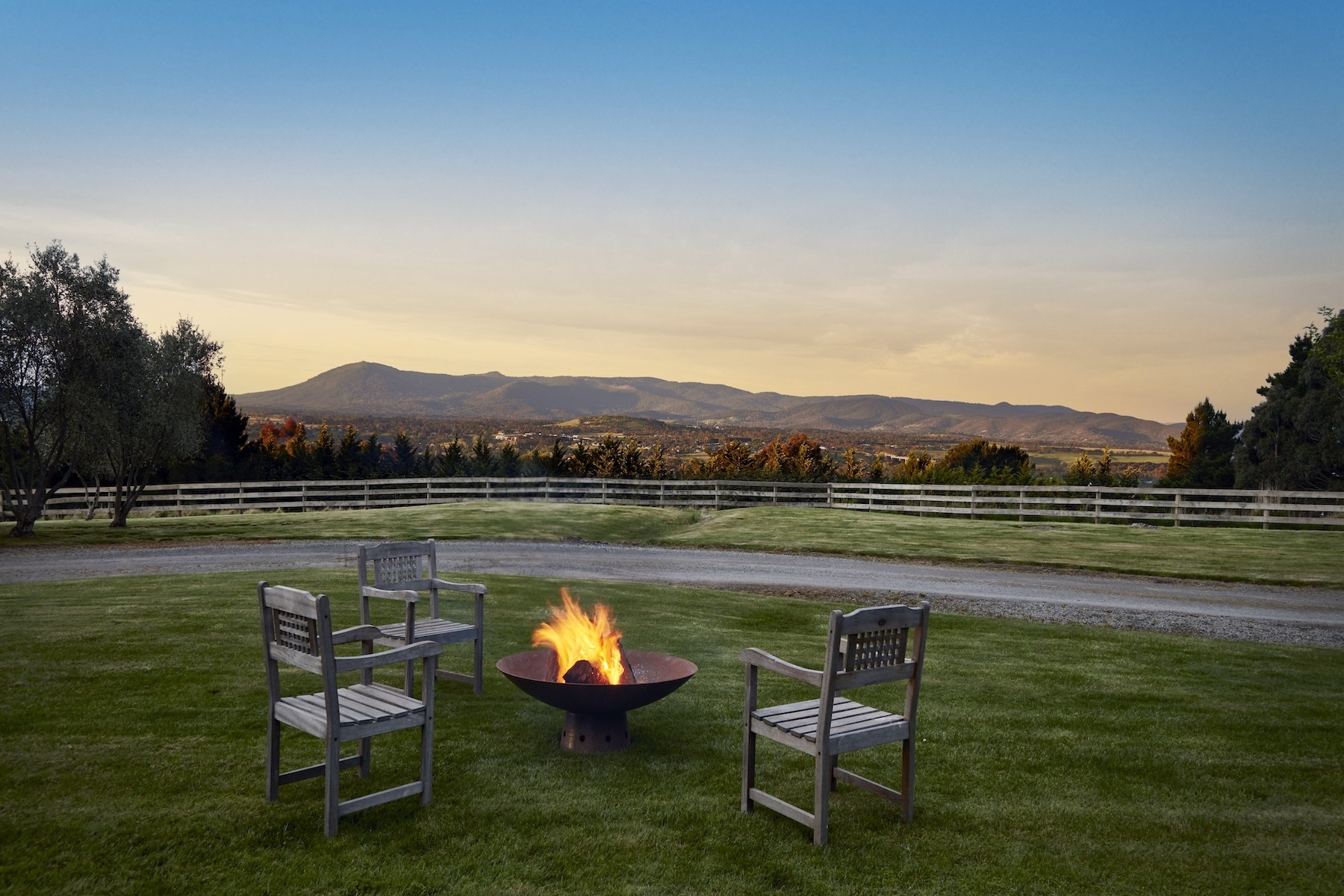 62 Duggan Road, Gisborne Sold by Melbourne Sotheby's International Realty - image 1