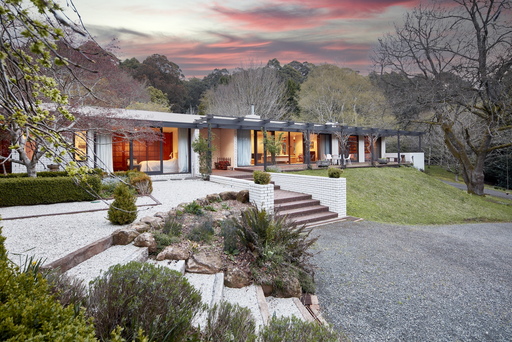 18 Falls Road, Hesket Sold by Melbourne Sotheby's International Realty