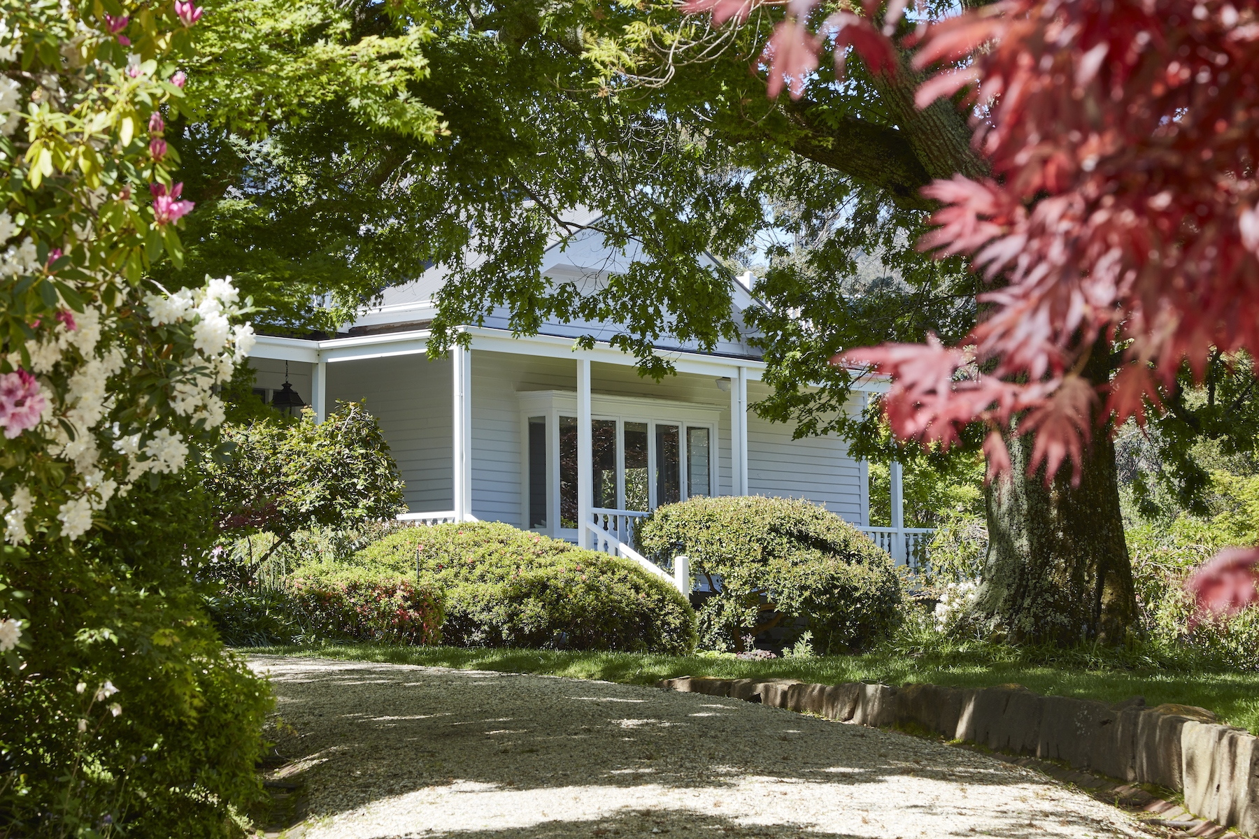 "Timsbury"/710 Mount Macedon Road, Mount Macedon Sold by Melbourne Sotheby's International Realty - image 2