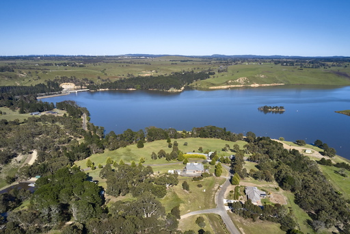 21 Pykes View Road, Myrniong Sold by Melbourne Sotheby's International Realty