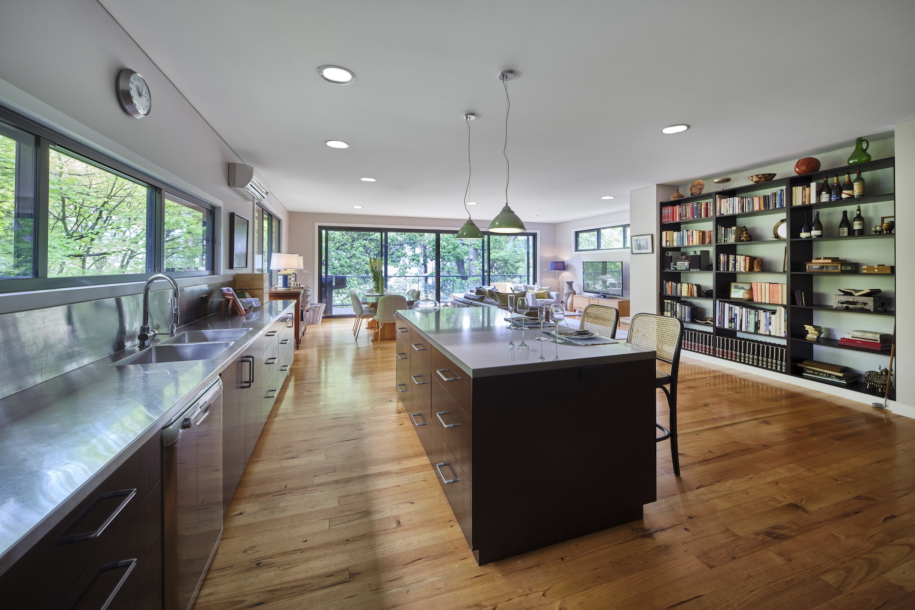 Soileire/7 Ryans Parade, Mount Macedon Sold by Melbourne Sotheby's International Realty - image 9