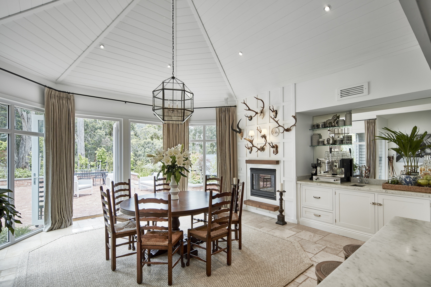192 Tucketts Road, Mount Macedon Sold by Melbourne Sotheby's International Realty - image 8