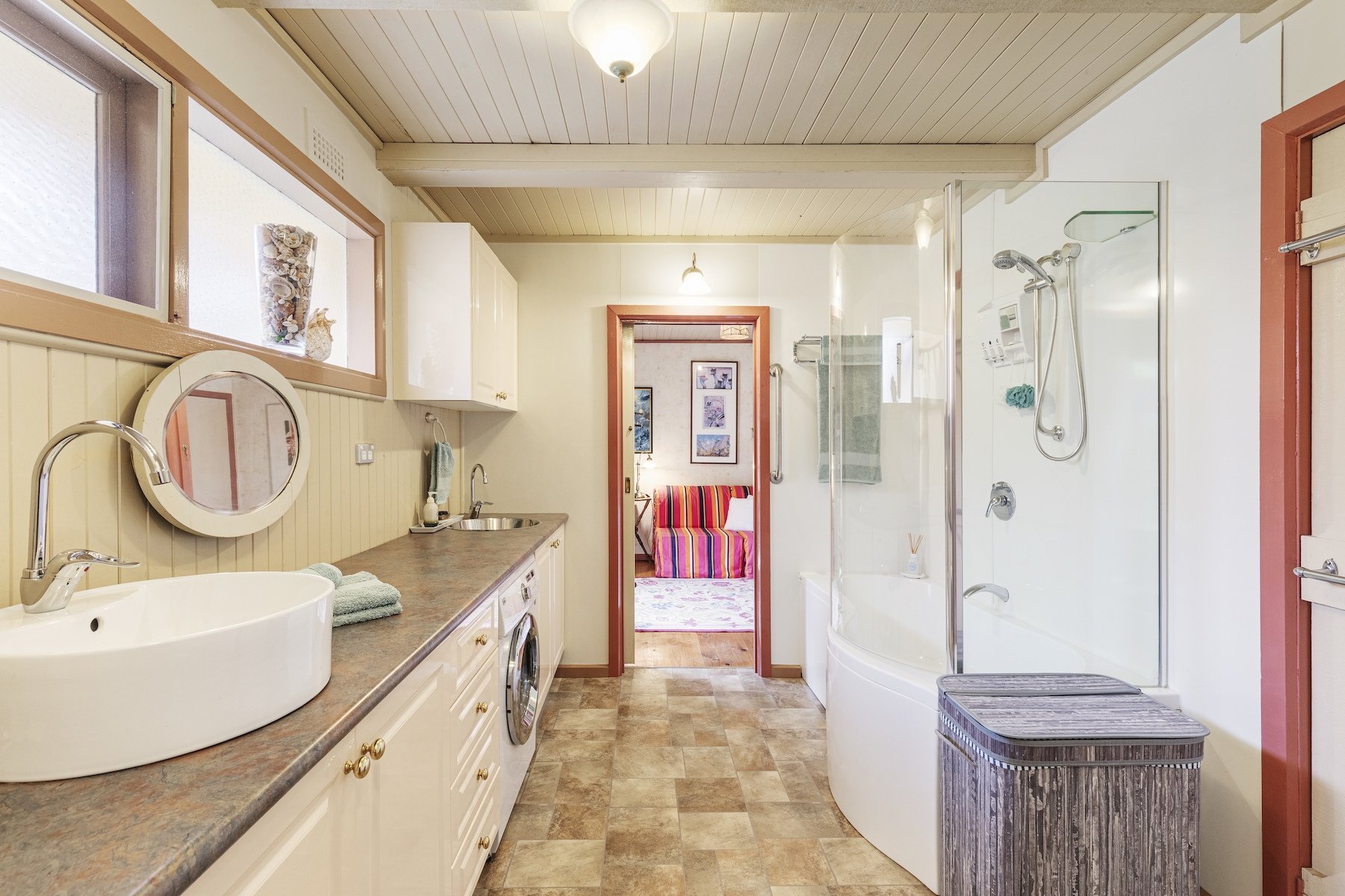 House Sold 42 Ocean View Avenue, Red Hill South