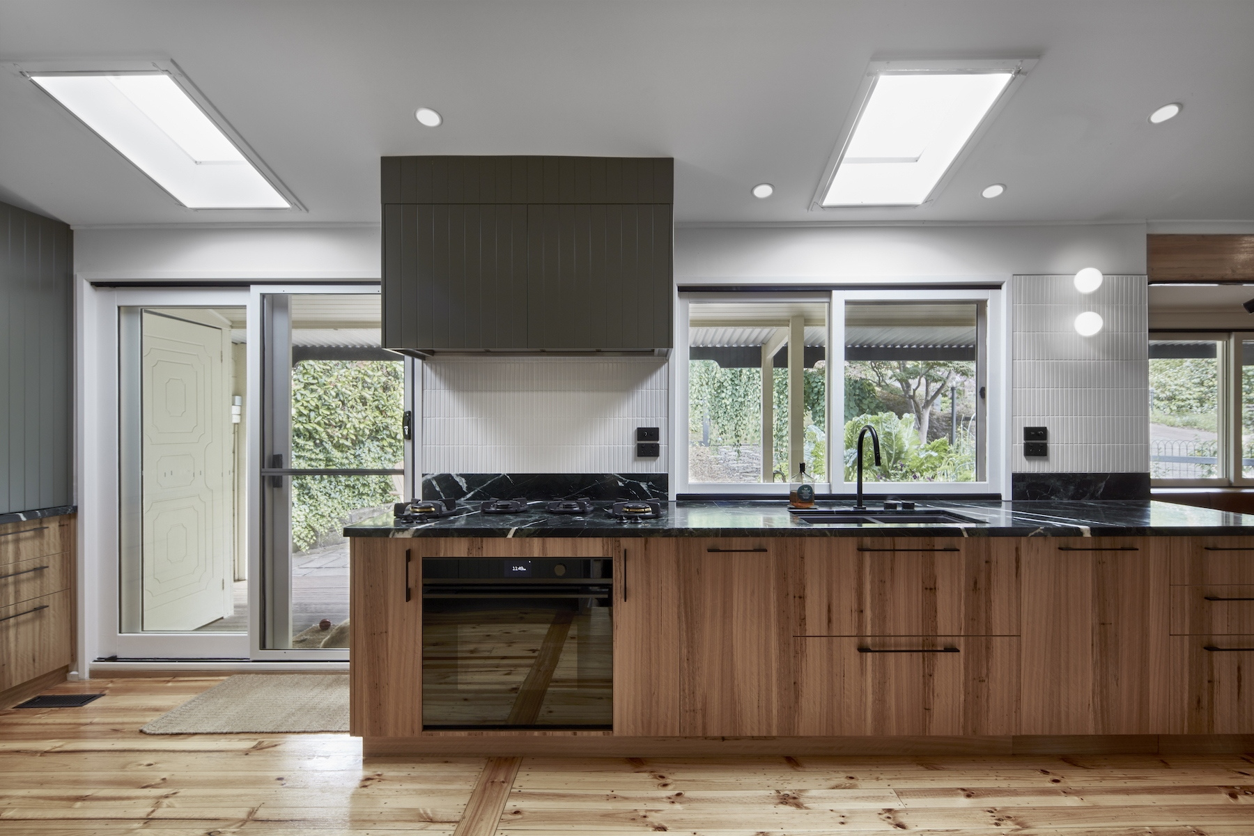 31 Ryans Parade, Mount Macedon Sold by Melbourne Sotheby's International Realty - image 11