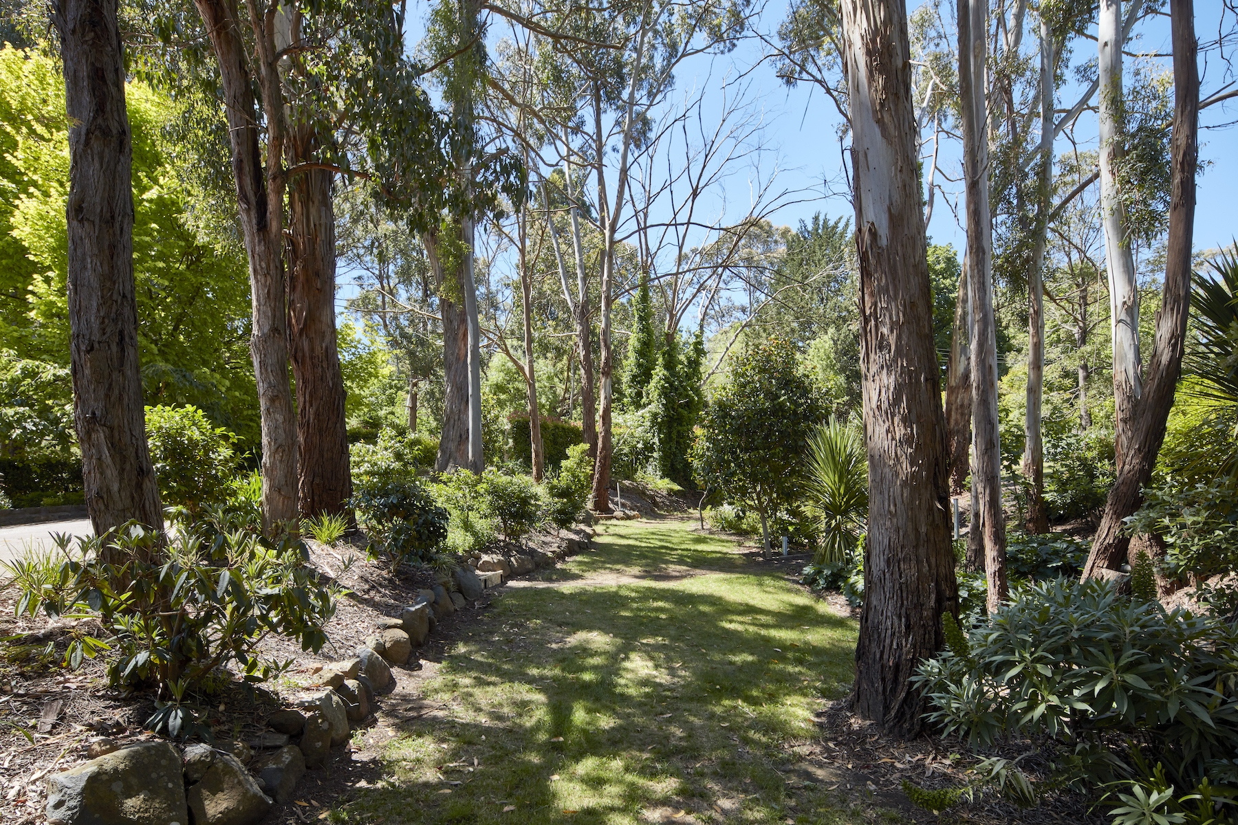 31 Ryans Parade, Mount Macedon Sold by Melbourne Sotheby's International Realty - image 21