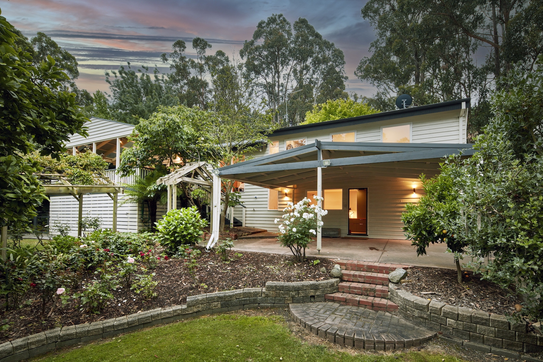 31 Ryans Parade, Mount Macedon Sold by Melbourne Sotheby's International Realty - image 25