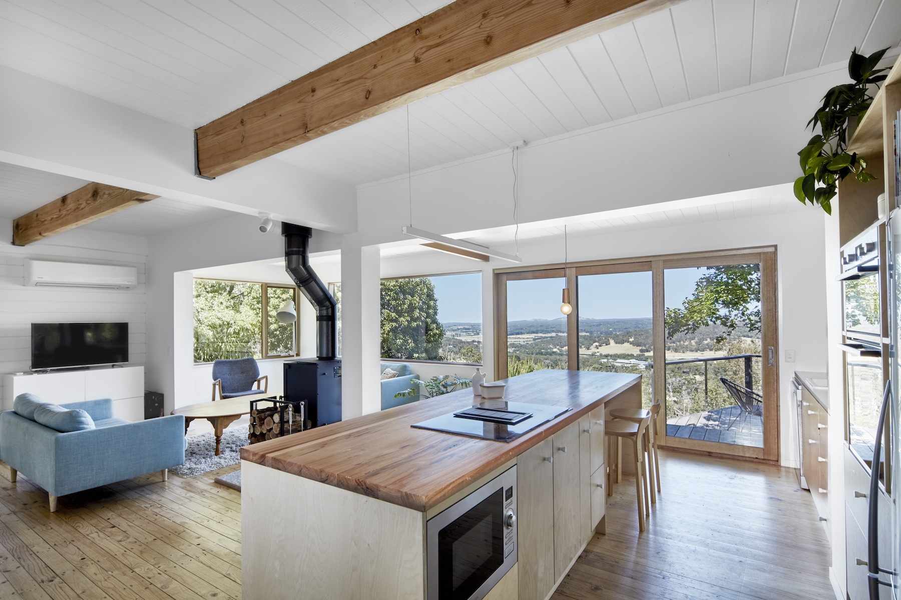 81 Glen Echo Court, Mount Macedon Sold by Melbourne Sotheby's International Realty - image 5