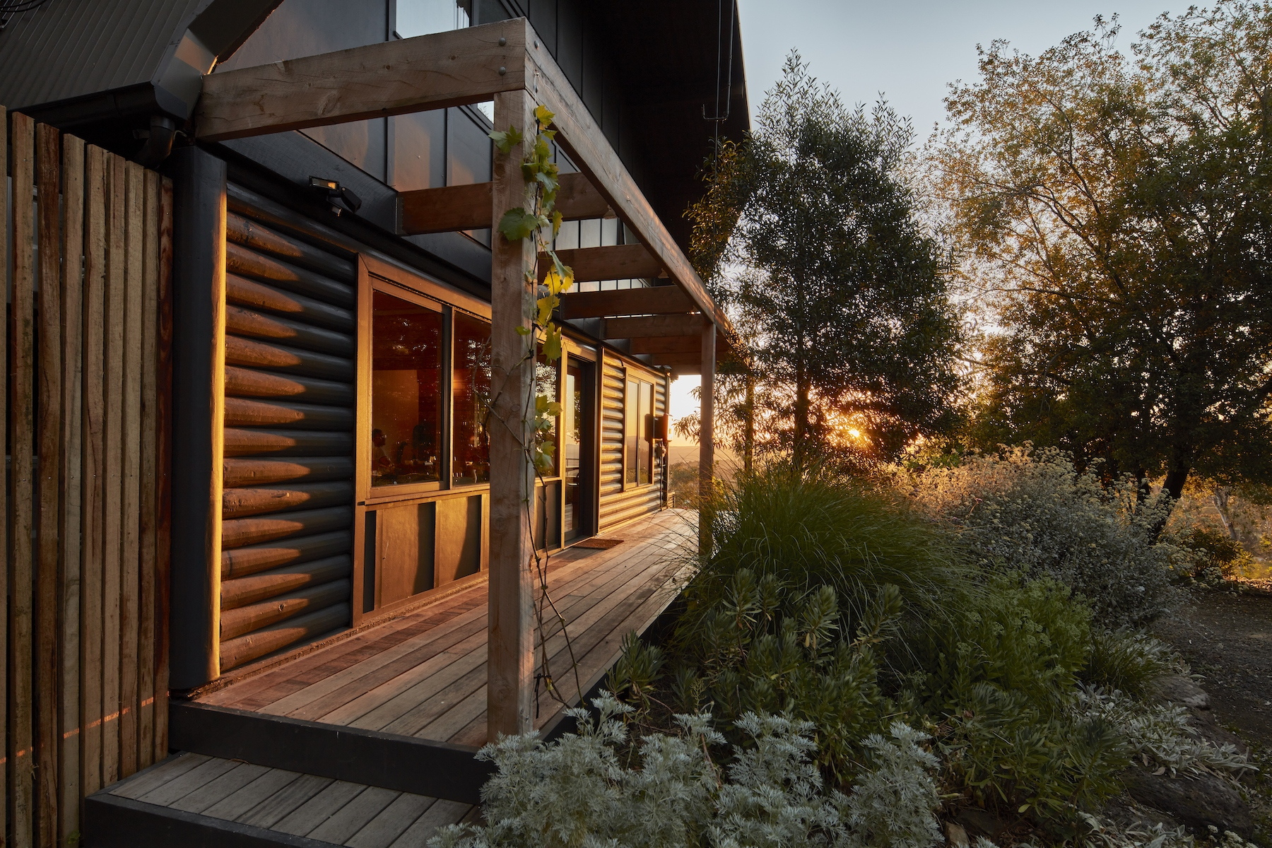 81 Glen Echo Court, Mount Macedon Sold by Melbourne Sotheby's International Realty - image 3