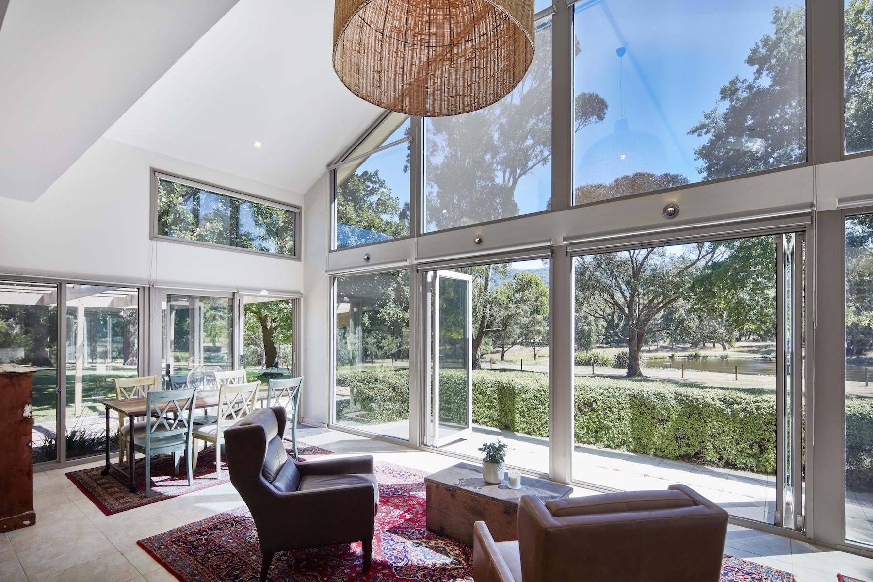 38 Glen Drouitt Road, Mount Macedon Sold by Melbourne Sotheby's International Realty - image 11