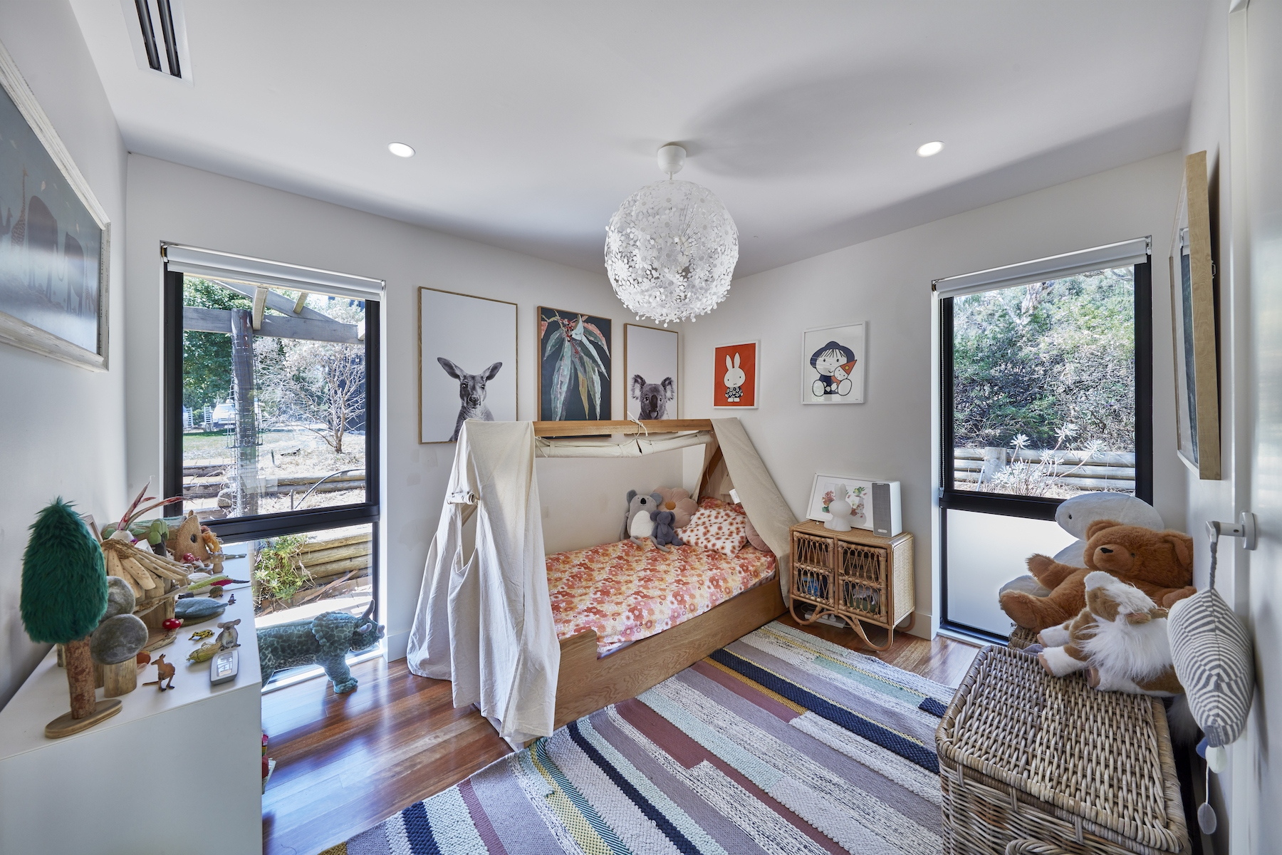 38 Glen Drouitt Road, Mount Macedon Sold by Melbourne Sotheby's International Realty - image 16