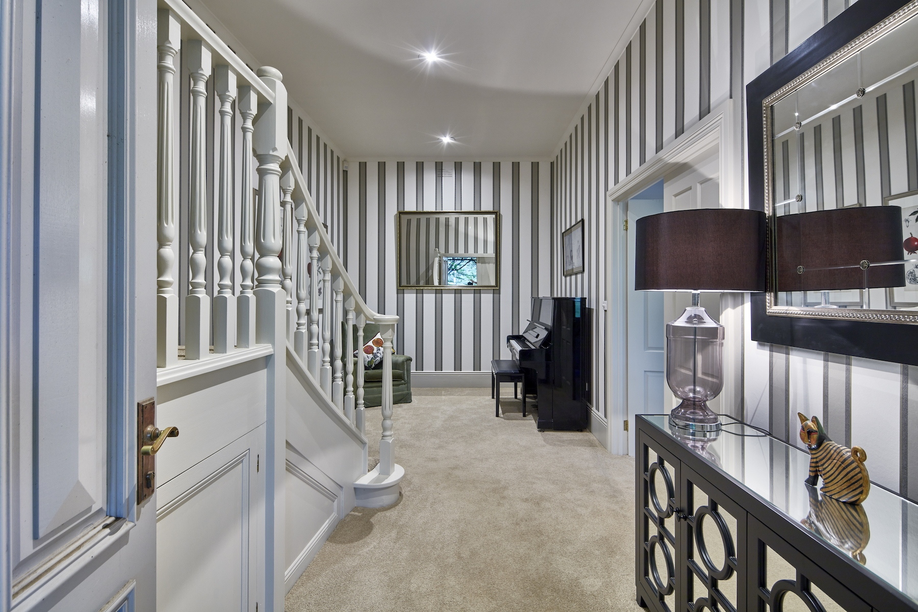 44 Douglas Road, Mount Macedon Sold by Melbourne Sotheby's International Realty - image 6