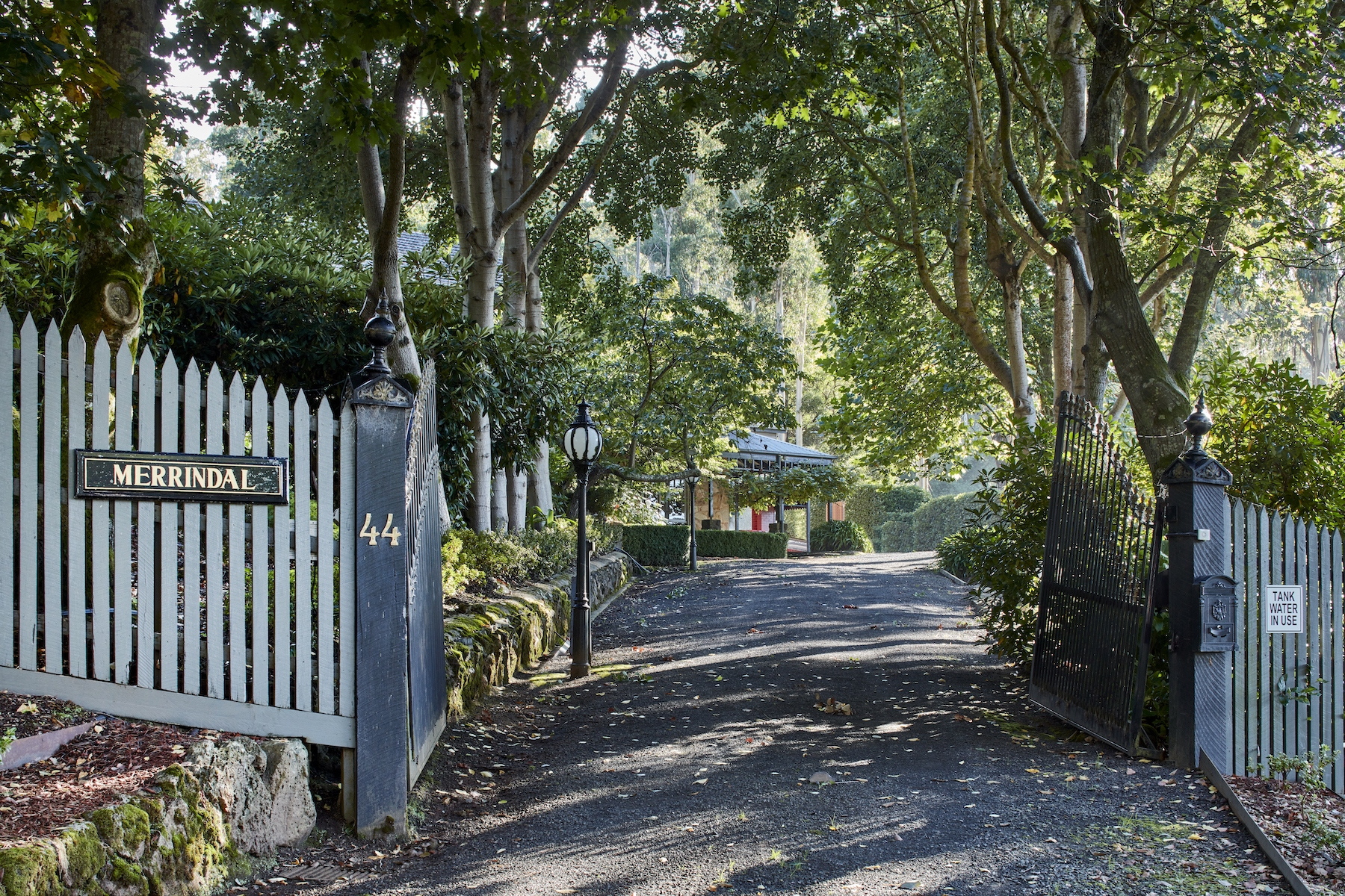 44 Douglas Road, Mount Macedon Sold by Melbourne Sotheby's International Realty - image 16