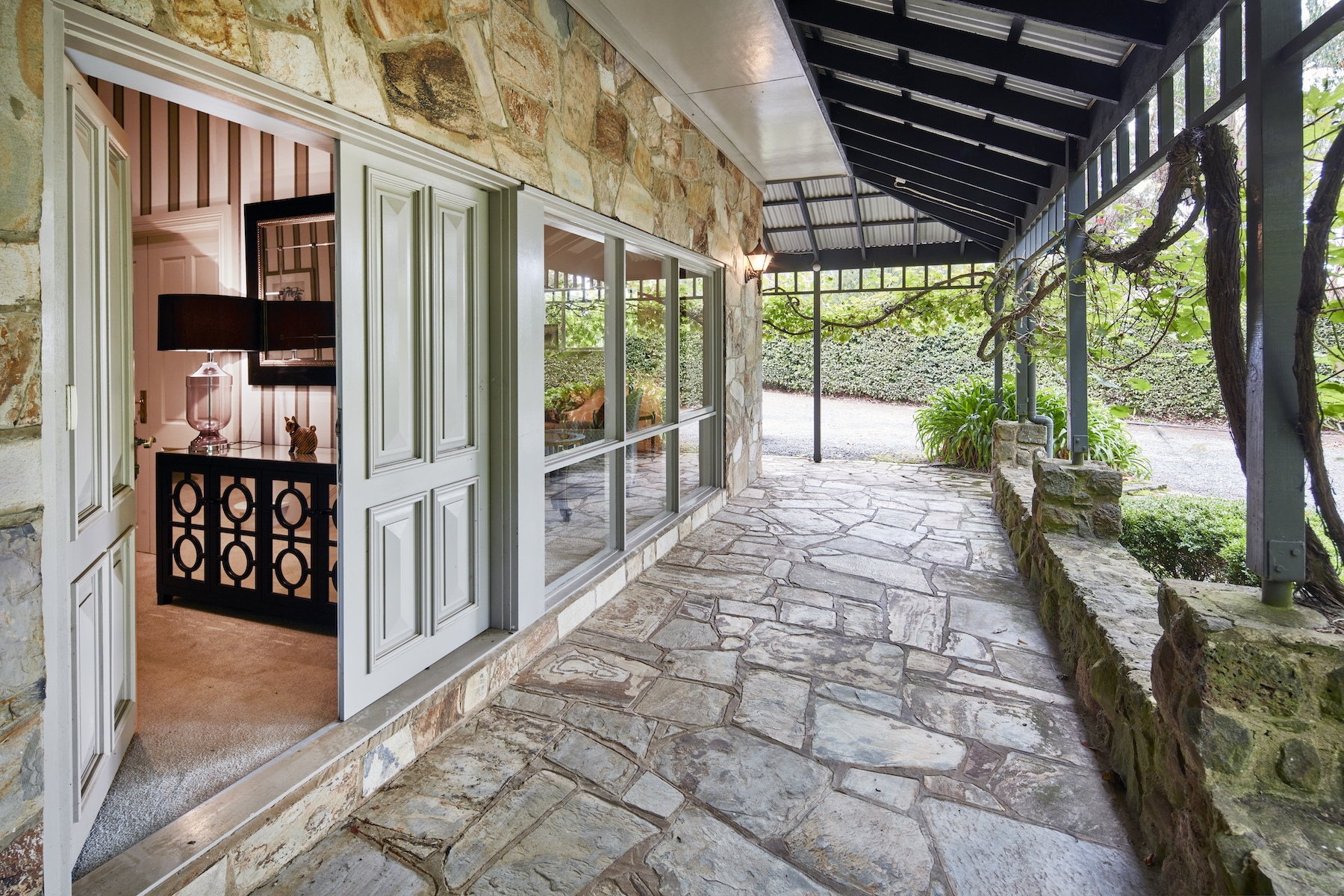 44 Douglas Road, Mount Macedon Sold by Melbourne Sotheby's International Realty - image 17