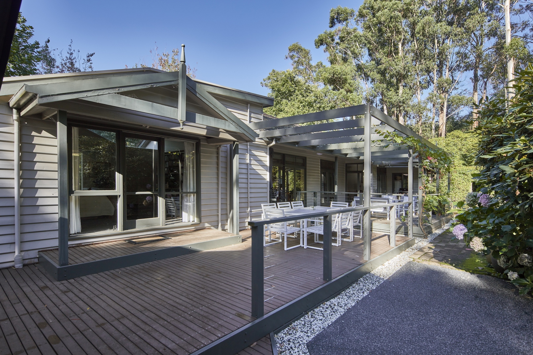 44 Douglas Road, Mount Macedon Sold by Melbourne Sotheby's International Realty - image 18